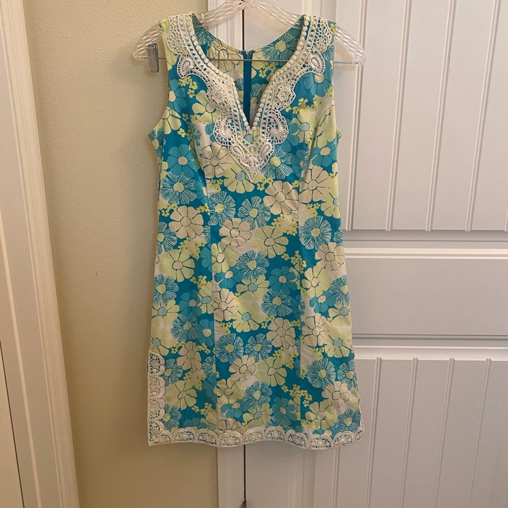 Lilly Pulitzer white tag floral dress. Size 4.